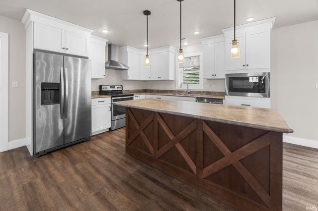 1709 Ashwood Drive, Jasper, IN 47446