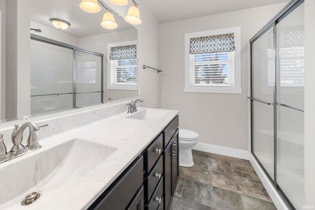 1709 Ashwood Drive, Jasper, IN 47446