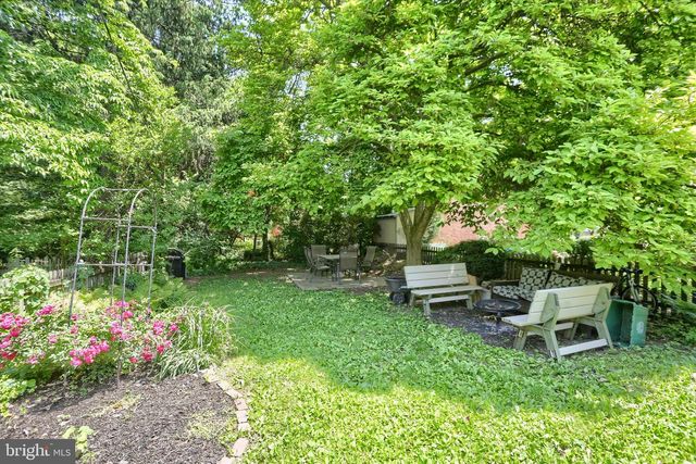 221-223 S PITT ST, Carlisle, PA 17013