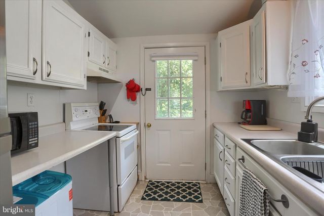 221-223 S PITT ST, Carlisle, PA 17013