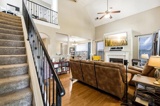 1282 E ISLAND PL, Memphis, TN 38103