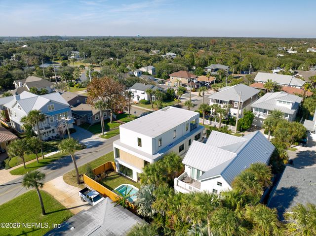 1475 OCEAN Boulevard, Atlantic Beach, FL 32233