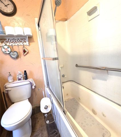 200 Hill Top Road, Glen Rose, TX 76043