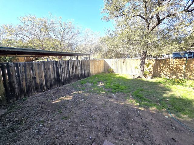 200 Hill Top Road, Glen Rose, TX 76043