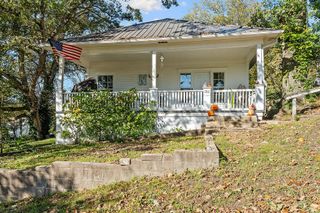 202 Oak Street, Anderson, MO 64831