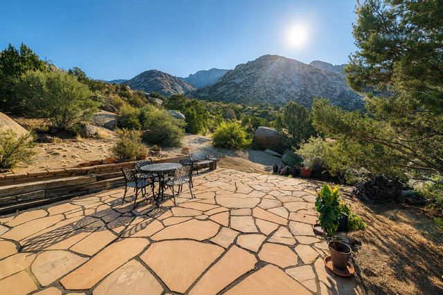 303 Spring Creek Place NE, Albuquerque, NM 87122