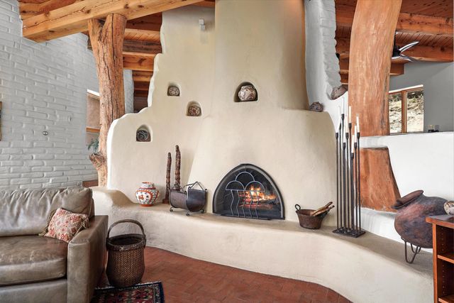 303 Spring Creek Place NE, Albuquerque, NM 87122