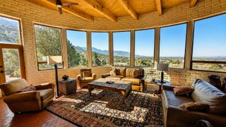 303 Spring Creek Place NE, Albuquerque, NM 87122