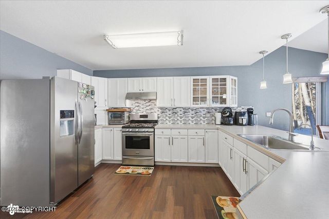 6741 W Hemmer Drive, Wasilla, AK 99623