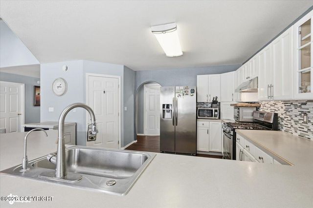 6741 W Hemmer Drive, Wasilla, AK 99623