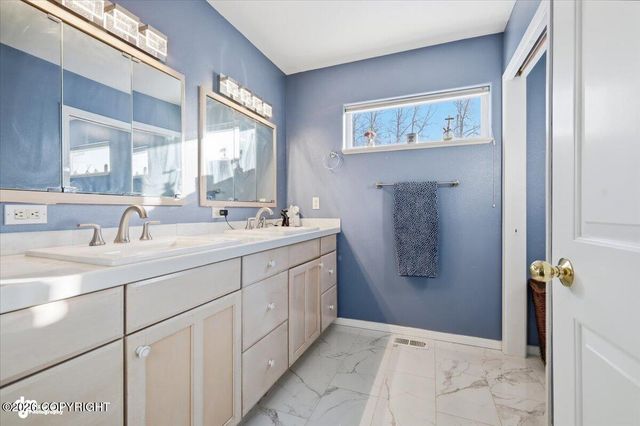 6741 W Hemmer Drive, Wasilla, AK 99623