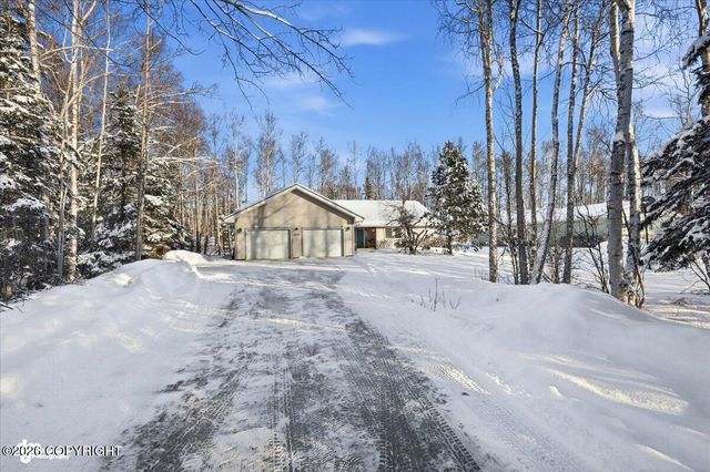 6741 W Hemmer Drive, Wasilla, AK 99623