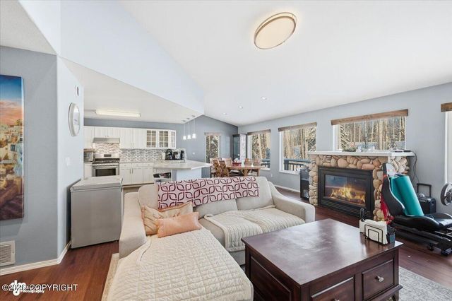 6741 W Hemmer Drive, Wasilla, AK 99623