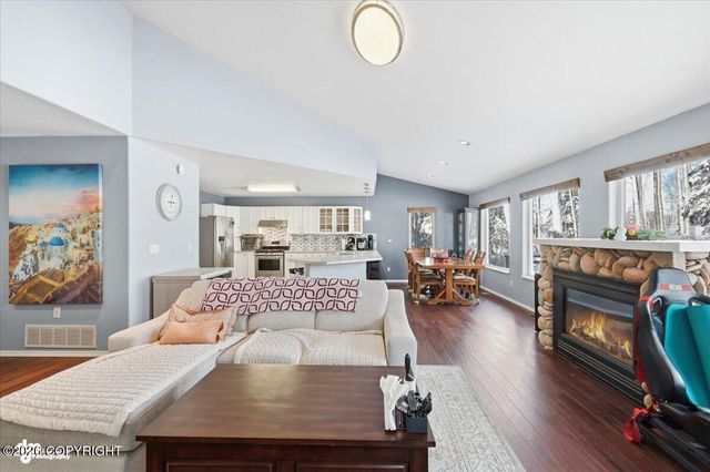 6741 W Hemmer Drive, Wasilla, AK 99623