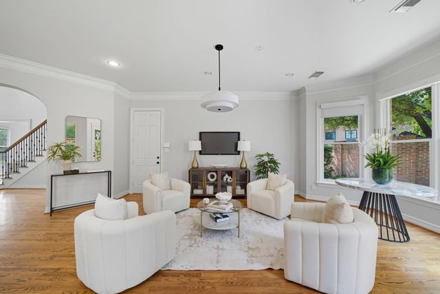 4944 Tilbury Drive, Houston, TX 77056