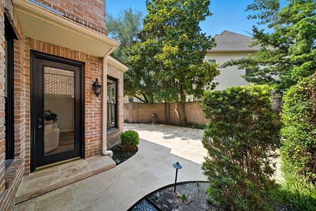 4944 Tilbury Drive, Houston, TX 77056