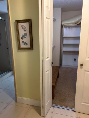 5701 Camino Del Sol 204, Boca Raton, FL 33433