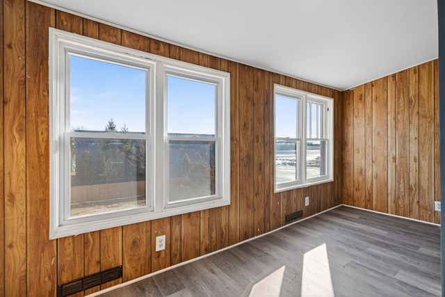 42319 N Woodbine Avenue, Antioch, IL 60002