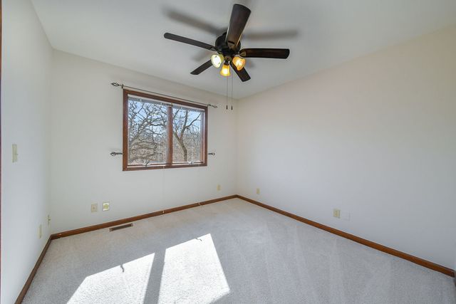 39W150 Campton Hills Drive, St. Charles, IL 60175