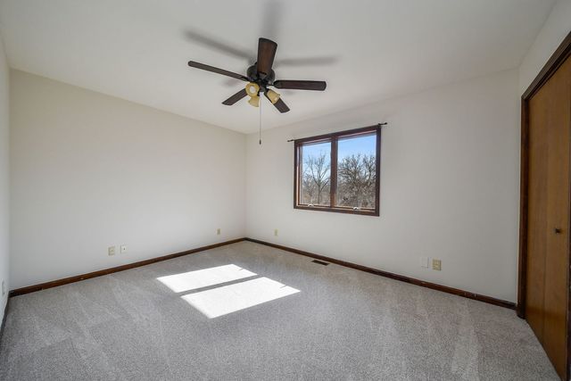 39W150 Campton Hills Drive, St. Charles, IL 60175