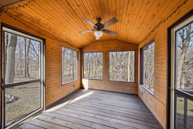 39W150 Campton Hills Drive, St. Charles, IL 60175