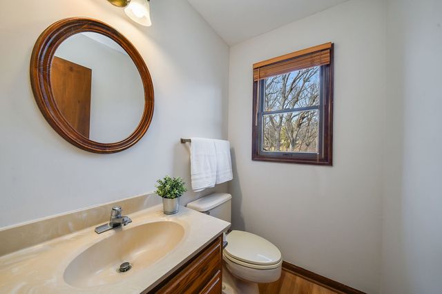 39W150 Campton Hills Drive, St. Charles, IL 60175