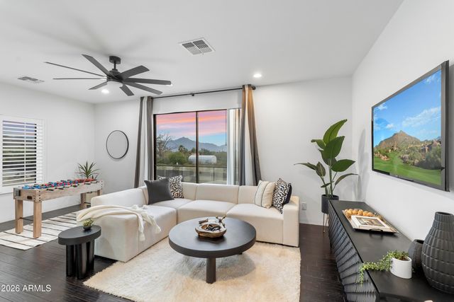 11209 S 39th Lane, Laveen, AZ 85339