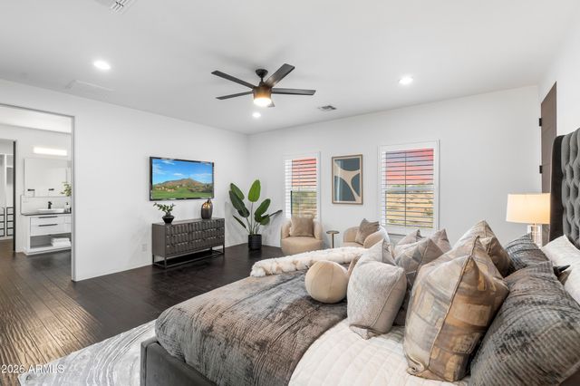 11209 S 39th Lane, Laveen, AZ 85339
