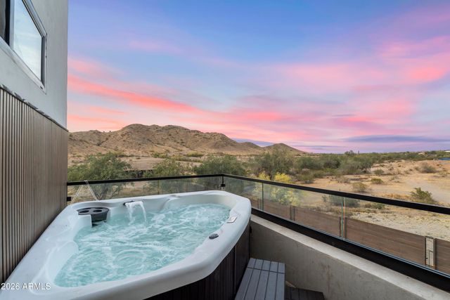 11209 S 39th Lane, Laveen, AZ 85339