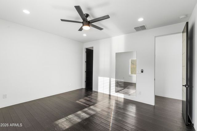 11209 S 39th Lane, Laveen, AZ 85339