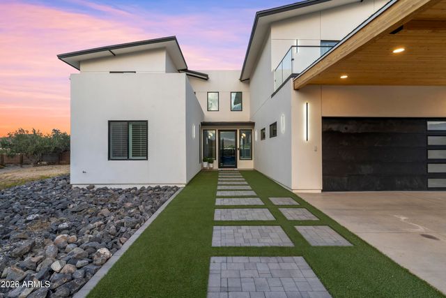 11209 S 39th Lane, Laveen, AZ 85339