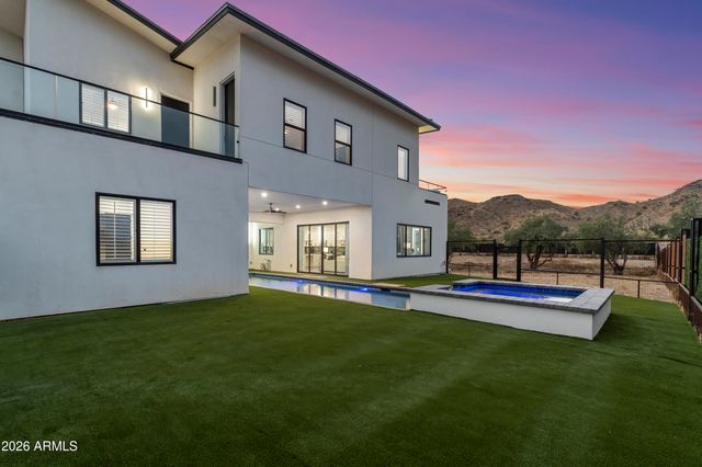 11209 S 39th Lane, Laveen, AZ 85339