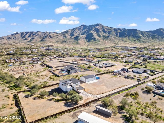 11209 S 39th Lane, Laveen, AZ 85339