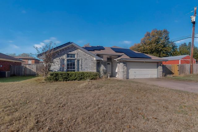 107 Catie Lane, Joshua, TX 76058