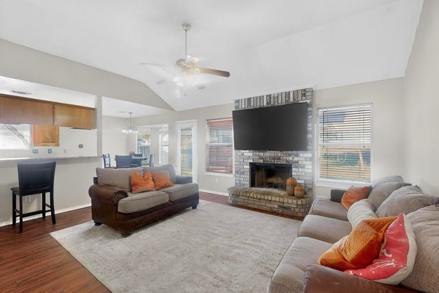 107 Catie Lane, Joshua, TX 76058