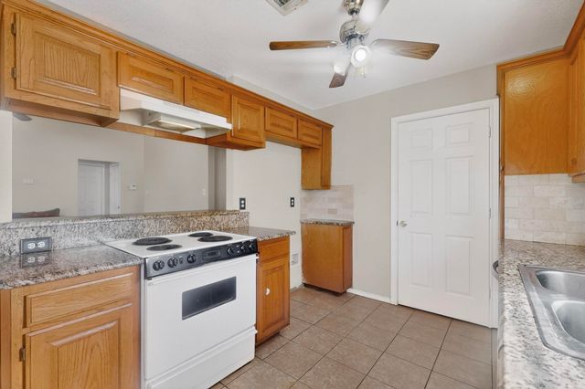 107 Catie Lane, Joshua, TX 76058