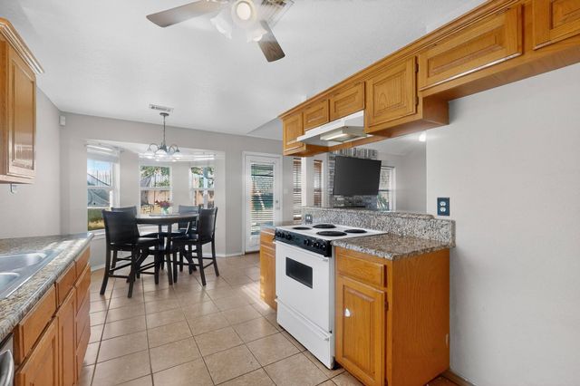 107 Catie Lane, Joshua, TX 76058