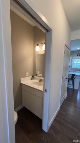 12853 King Fish Court, Middlebury, IN 46540