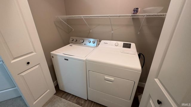 12853 King Fish Court, Middlebury, IN 46540