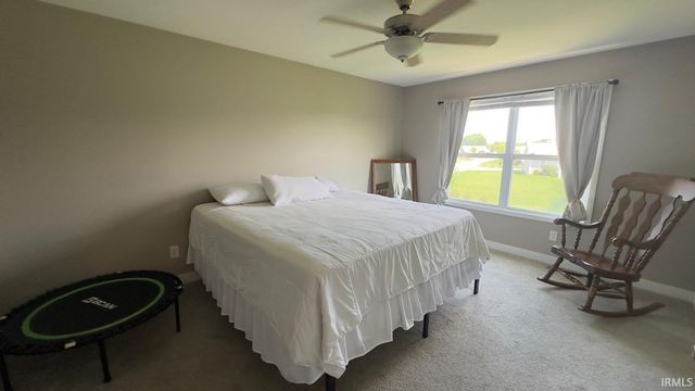 12853 King Fish Court, Middlebury, IN 46540