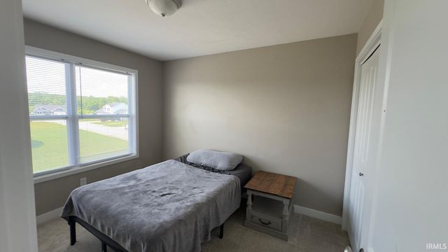 12853 King Fish Court, Middlebury, IN 46540