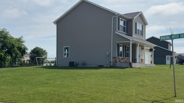 12853 King Fish Court, Middlebury, IN 46540