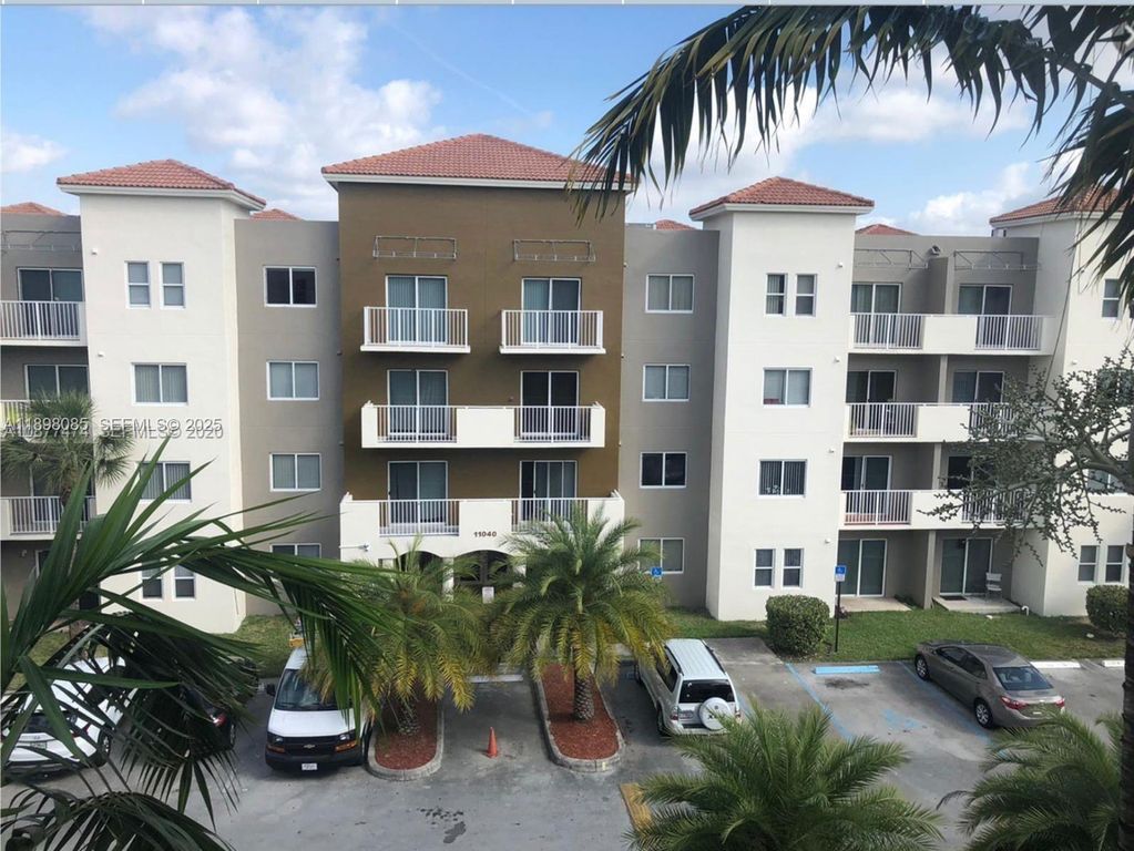 11060 SW 196th Street 103, Cutler Bay, FL 33157