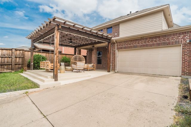 8631 Lohr Valley Road, Irving, TX 75063