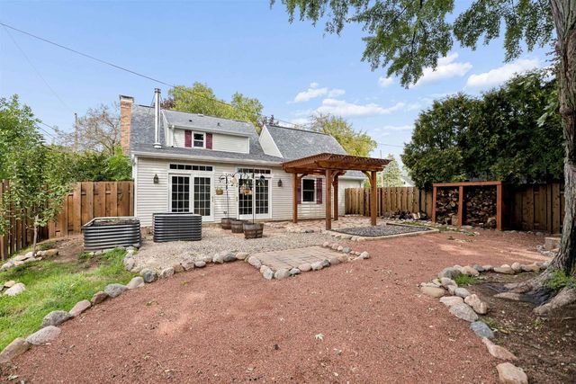 1214 IRWIN AVENUE, De Pere, WI 54115