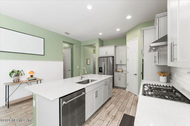 27 CLOVERBROOK Road, St. Johns, FL 32259