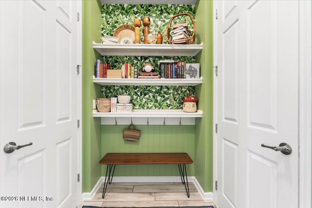 27 CLOVERBROOK Road, St. Johns, FL 32259