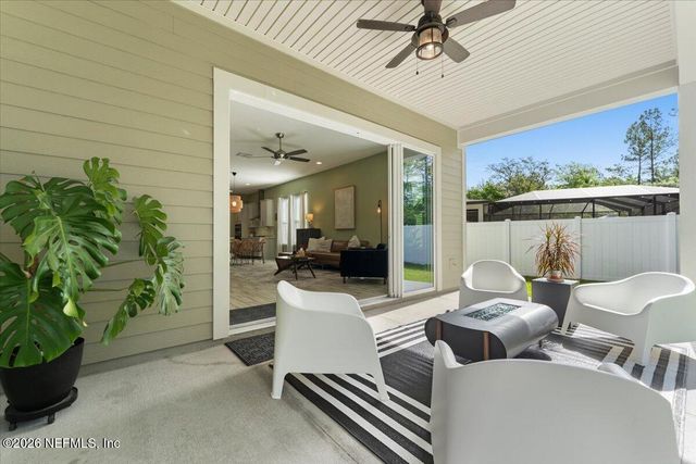 27 CLOVERBROOK Road, St. Johns, FL 32259