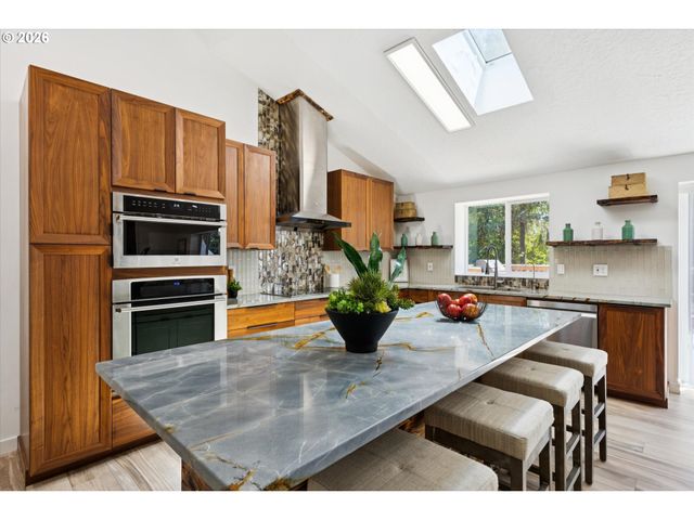 9605 Sw 130TH Ave, Beaverton, OR 97008