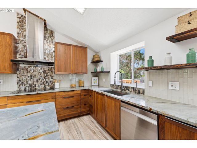 9605 Sw 130TH Ave, Beaverton, OR 97008